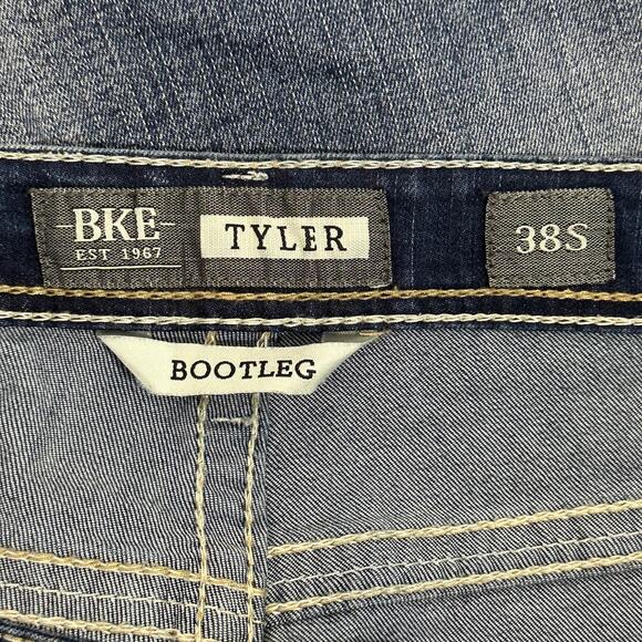 BKE Tyler BootcutJeans Mens 38S Medium Wash Stretch Whiskered Faded Y2K Western - Picture 6 of 8